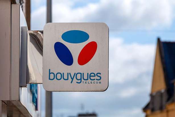 Bouygues காட்சியறையில் ஆயுதமுனையில் கொள்ளை! - நால்வர் கைது!!